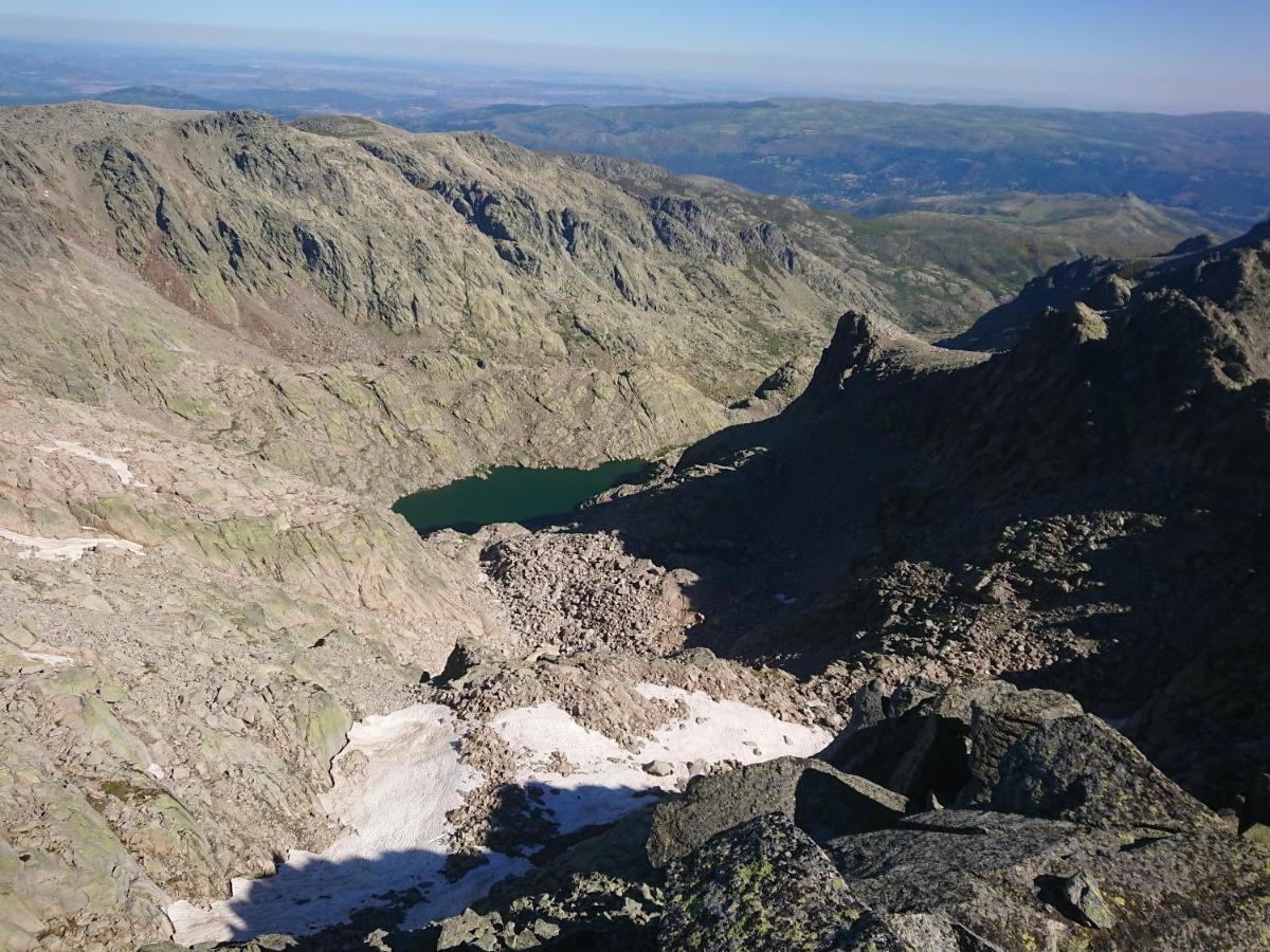 Cara Norte De Gredos Хойос дел Еспино Екстериор снимка