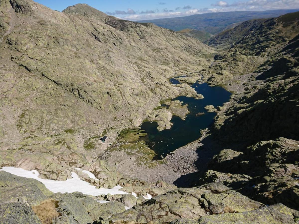 Cara Norte De Gredos Хойос дел Еспино Екстериор снимка