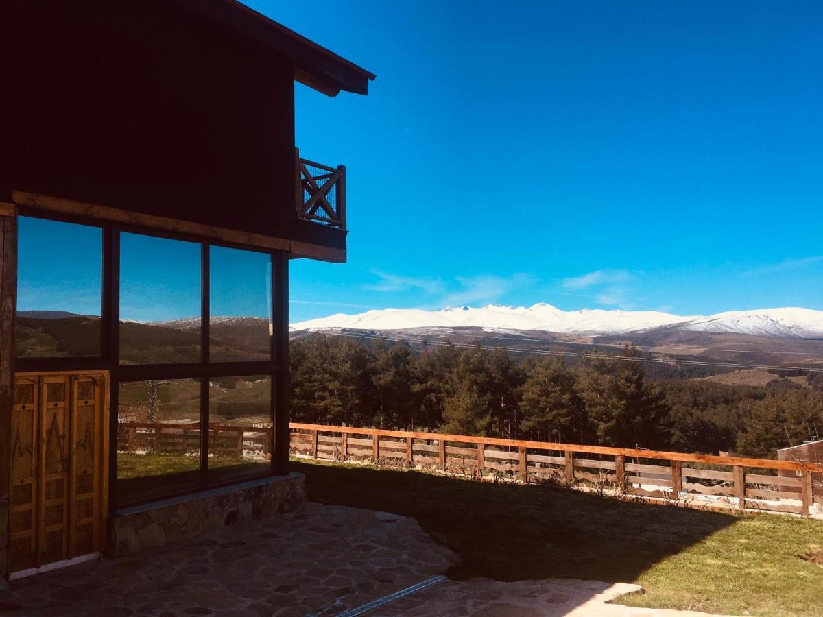 Cara Norte De Gredos Хойос дел Еспино Екстериор снимка